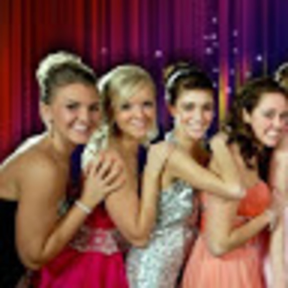 Meet your Posher, Crystal - Picture 1 of 1